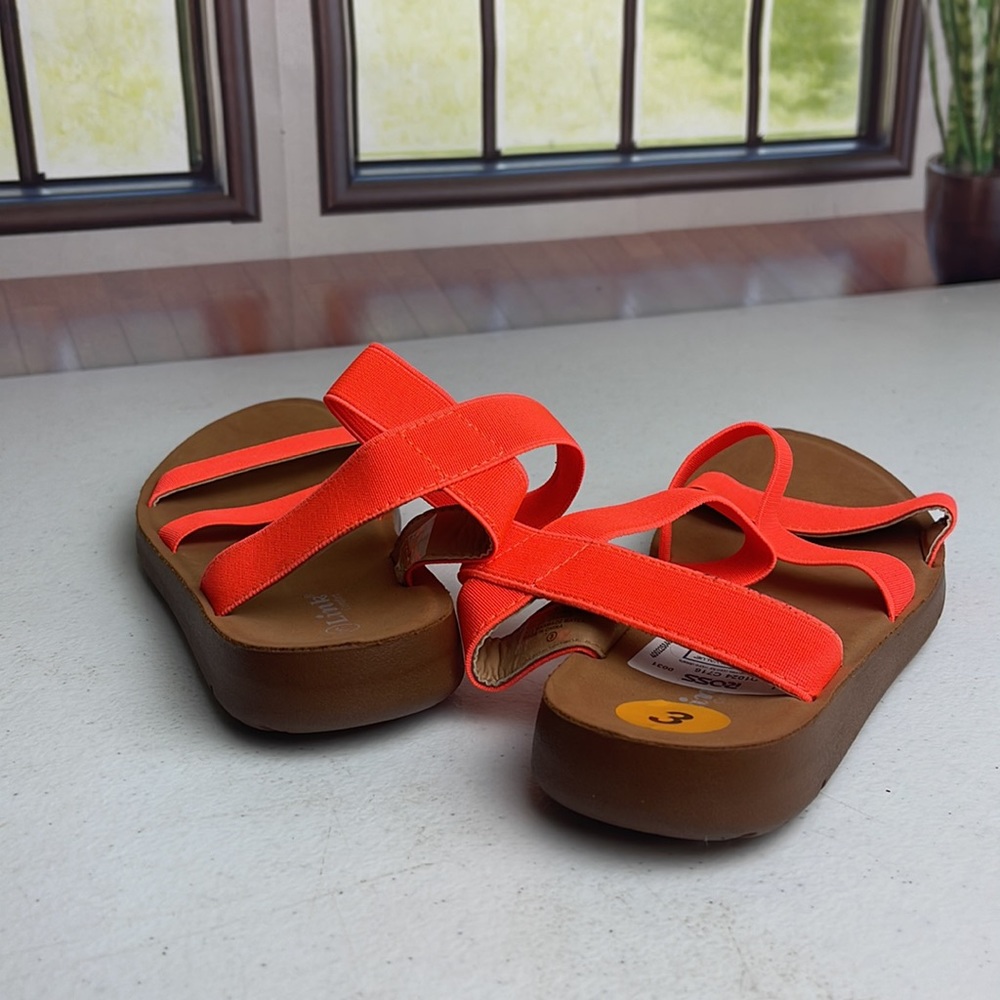 Girl Sandals - Picture 4 of 4